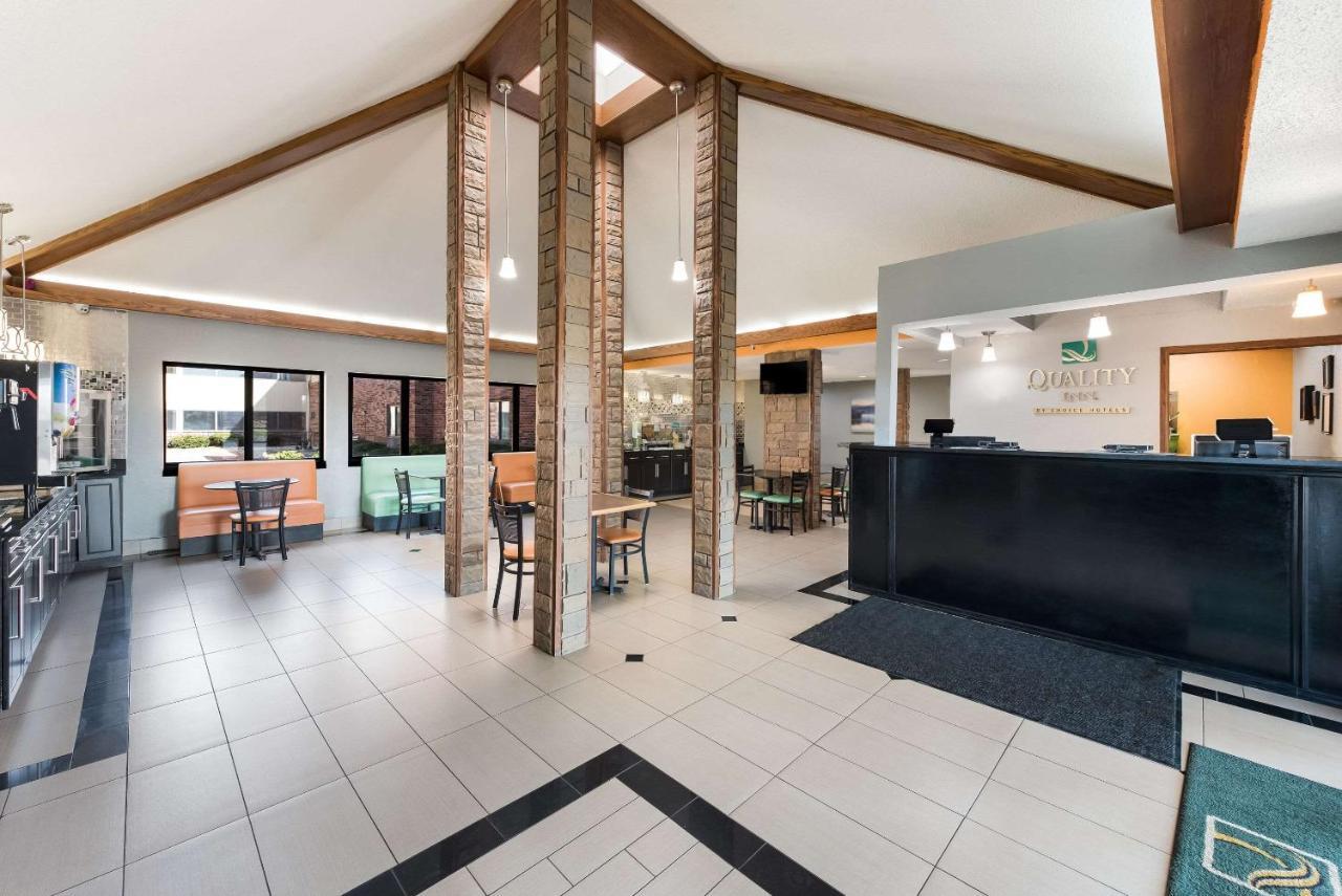 Quality Inn Upper Sandusky Exterior foto