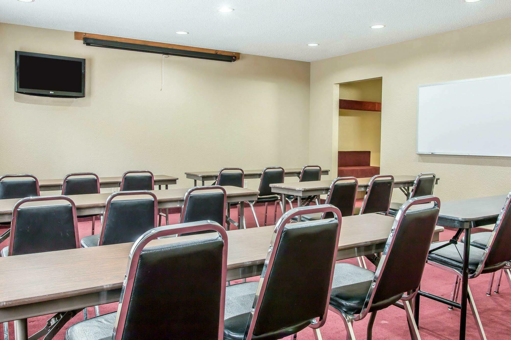 Quality Inn Upper Sandusky Exterior foto
